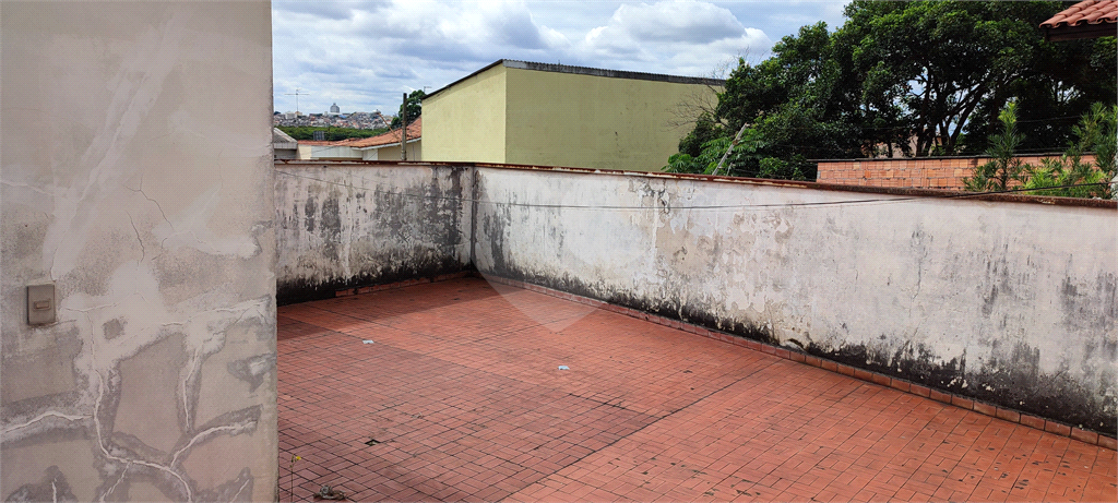 Sobrado amplo próximo Av Guarulhos
