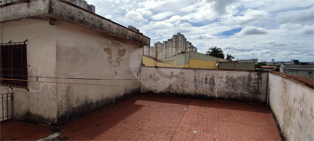 Sobrado amplo próximo Av Guarulhos