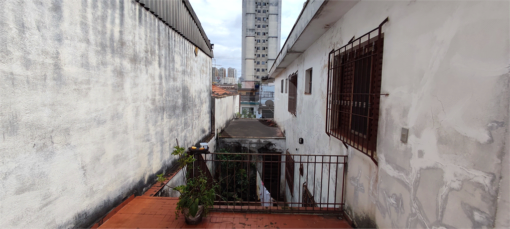 Sobrado amplo próximo Av Guarulhos