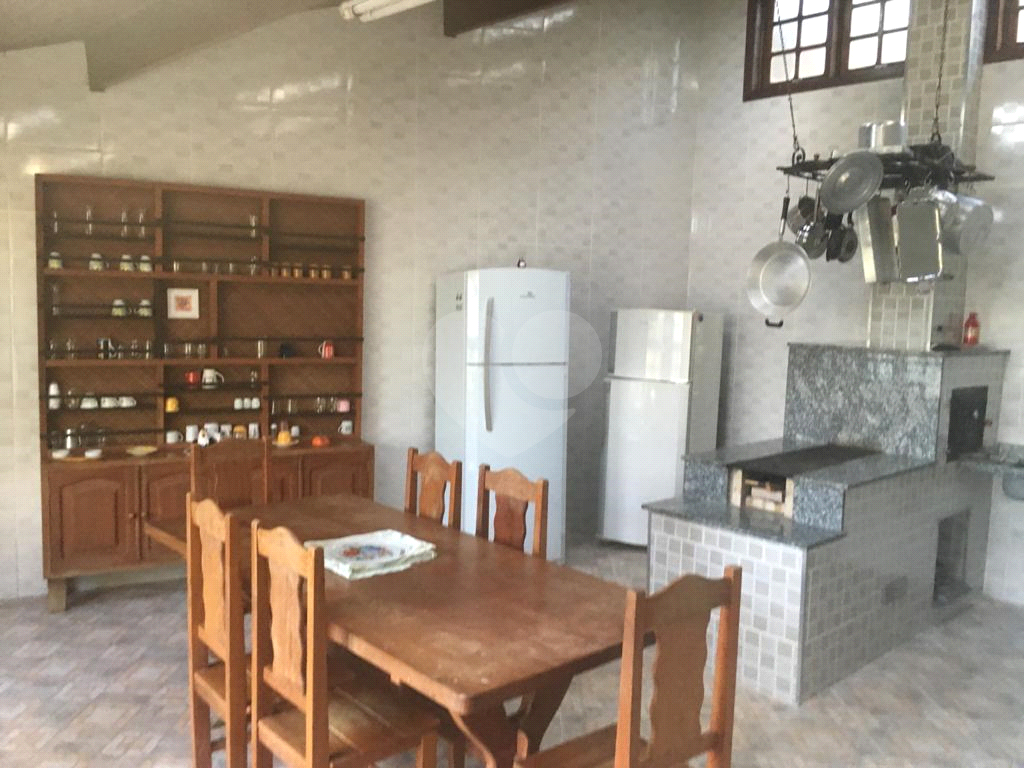 Casa de Condomínio à venda e aluguel com 4 quartos, 332m² - Foto 19