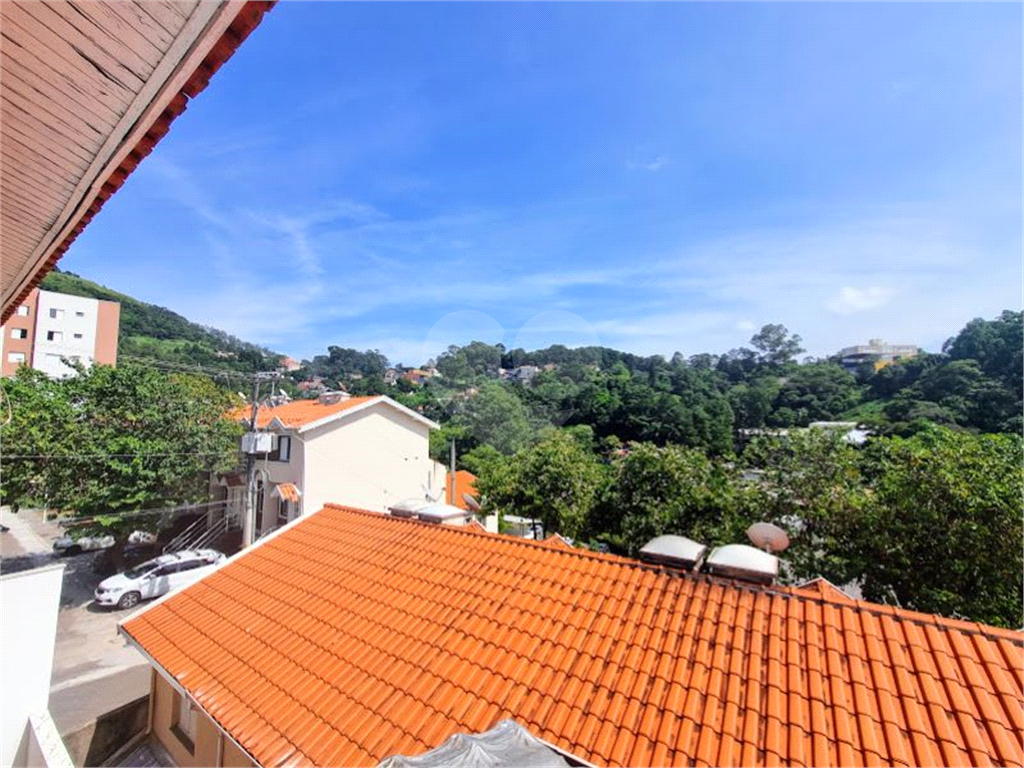 CONDOMÍNIO em JARDIM JARAGUÁ