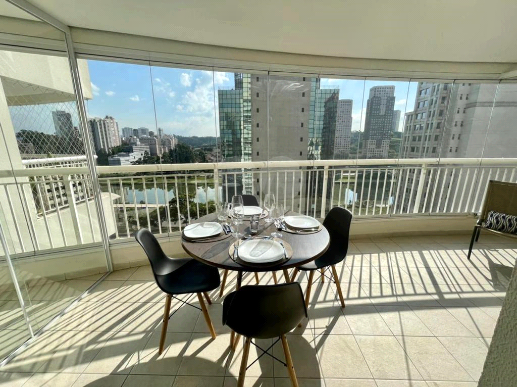 Excelente Oportunidade! Venha morar no bairro do Brooklin uma das melhores localizações de São Paulo