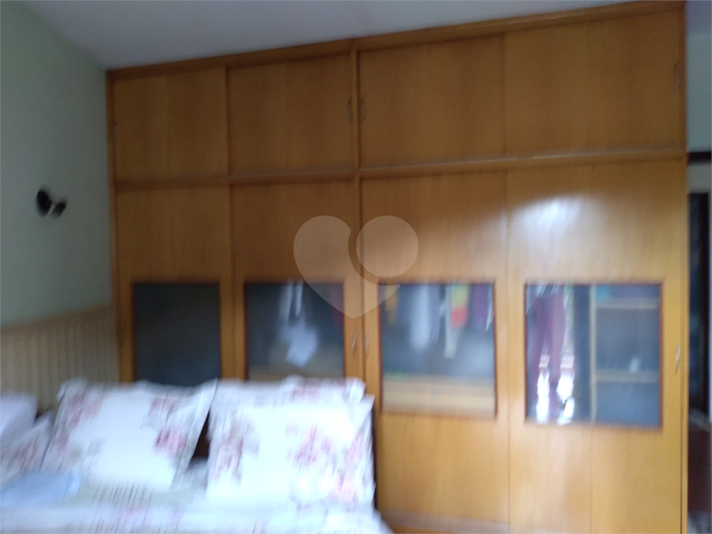 Sobrado à venda no Jd. Arnoni, 400 m²