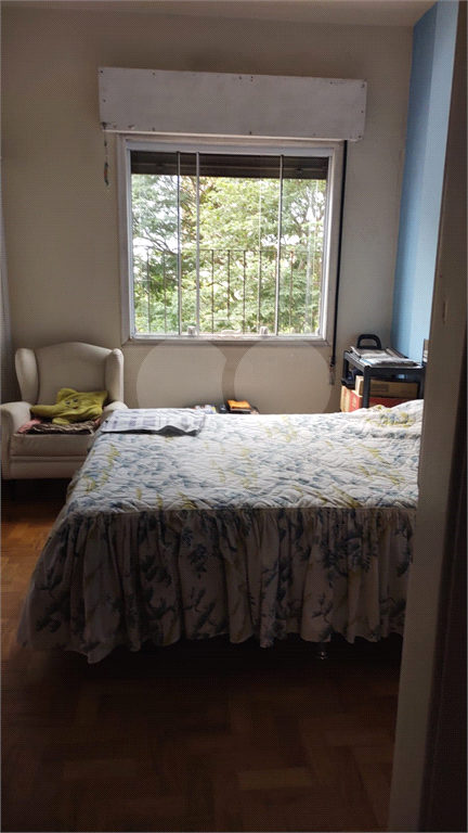 APARTAMENTO em PINHEIROS