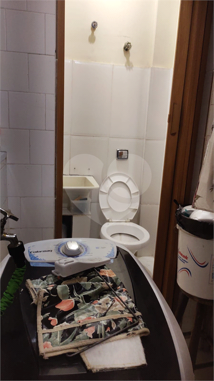 APARTAMENTO em PINHEIROS