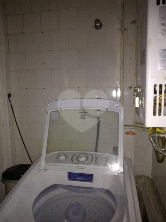 APARTAMENTO em PINHEIROS