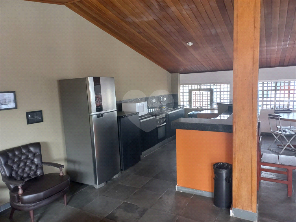 APARTAMENTO em PINHEIROS