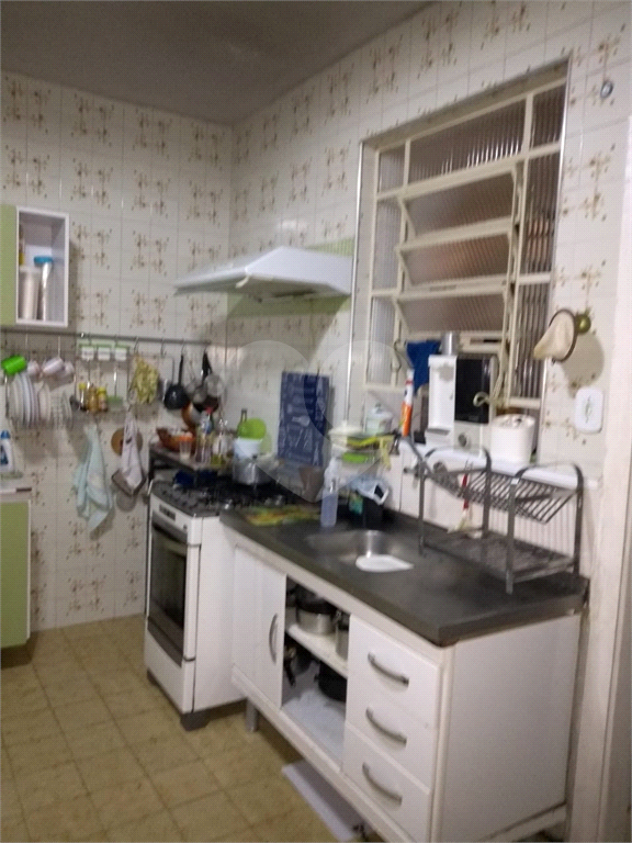 APARTAMENTO em PINHEIROS