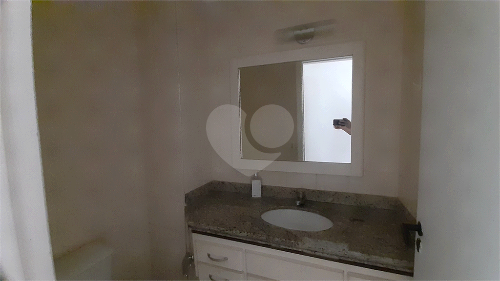 Aluga-se: Apartamento de 92 metros, 3 quartos (1 Suíte) e 2 vagas, em Santana!
