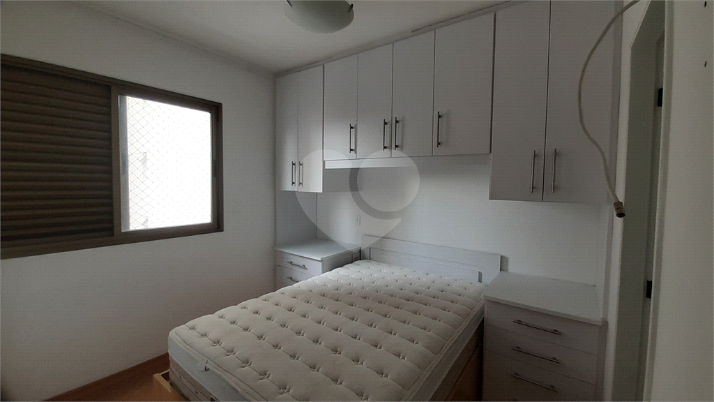 Aluga-se: Apartamento de 92 metros, 3 quartos (1 Suíte) e 2 vagas, em Santana!