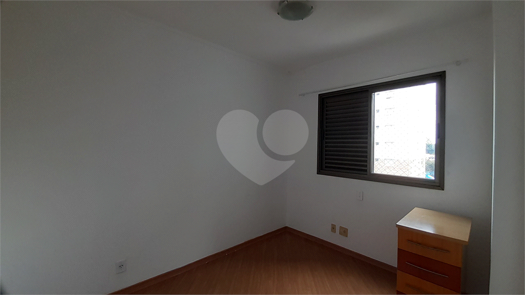 Aluga-se: Apartamento de 92 metros, 3 quartos (1 Suíte) e 2 vagas, em Santana!