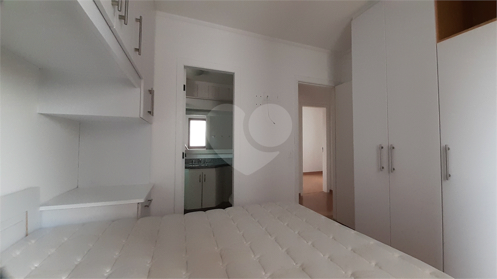 Aluga-se: Apartamento de 92 metros, 3 quartos (1 Suíte) e 2 vagas, em Santana!