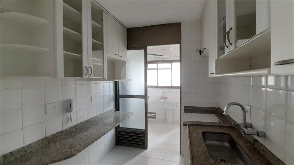 Aluga-se: Apartamento de 92 metros, 3 quartos (1 Suíte) e 2 vagas, em Santana!