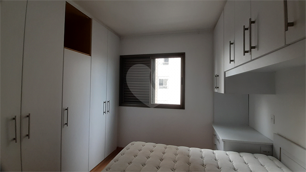 Aluga-se: Apartamento de 92 metros, 3 quartos (1 Suíte) e 2 vagas, em Santana!