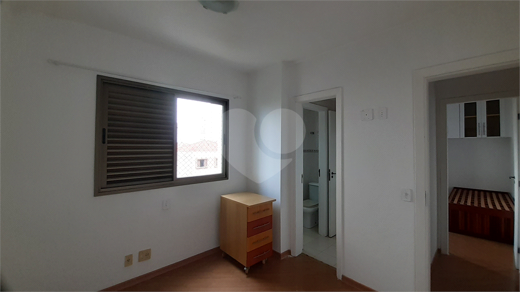 Aluga-se: Apartamento de 92 metros, 3 quartos (1 Suíte) e 2 vagas, em Santana!