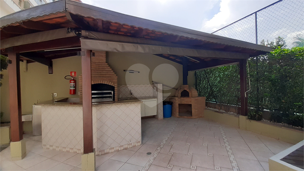Aluga-se: Apartamento de 92 metros, 3 quartos (1 Suíte) e 2 vagas, em Santana!