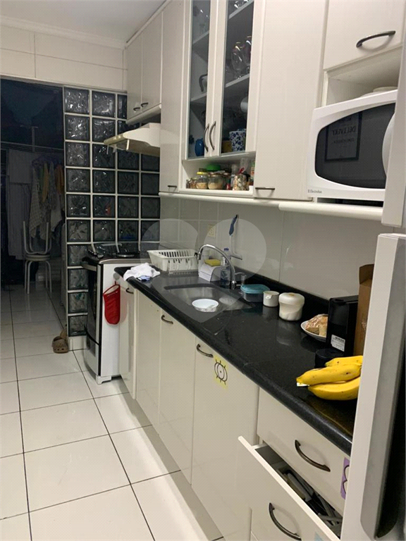 Apartamento à venda com 3 quartos, 81m² - Foto 9