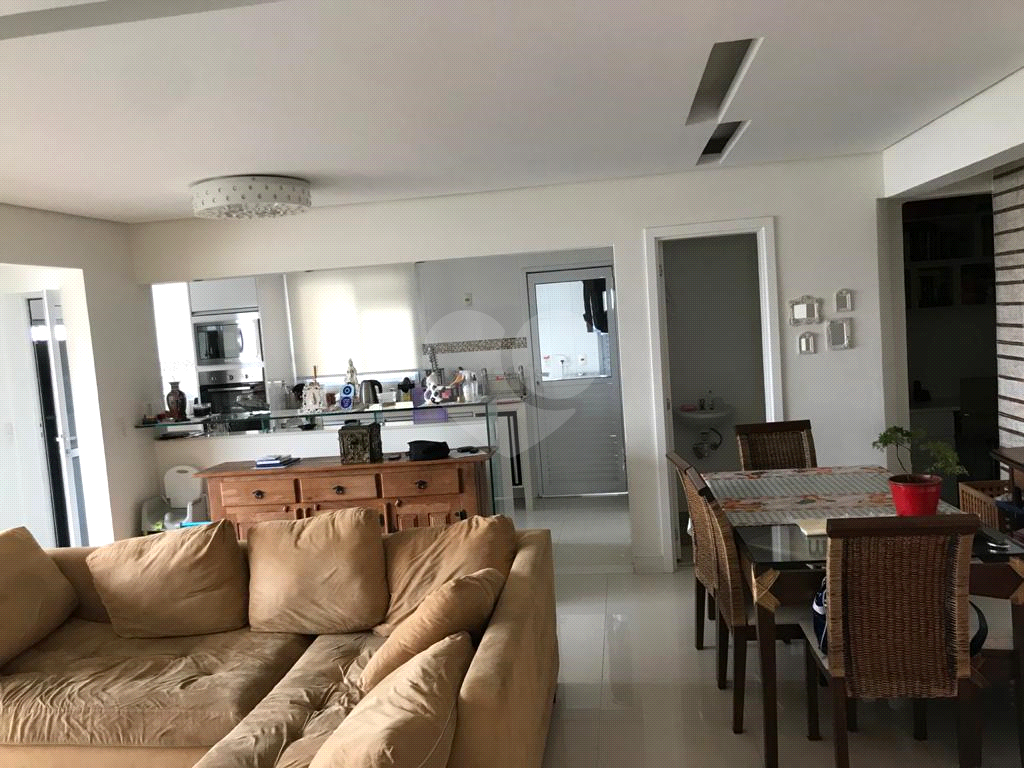 Apartamento 3 dormitórios Barra Funda 