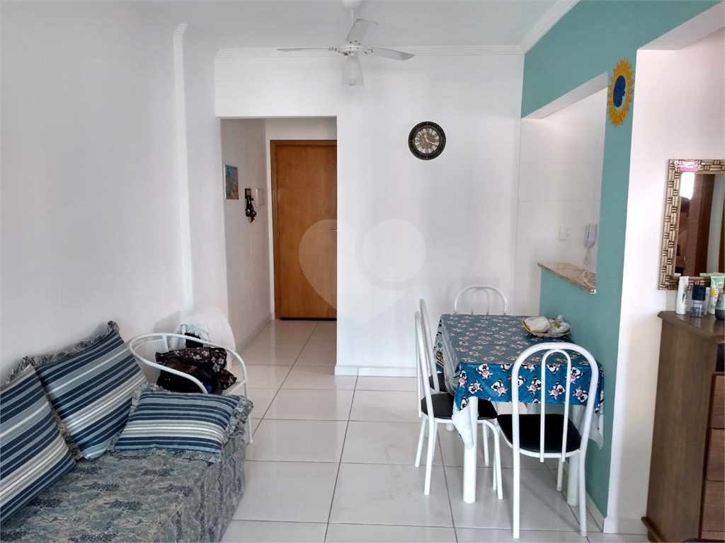 Excelente apartamento mobiliado a 400 metros da praia - Vila Tupi