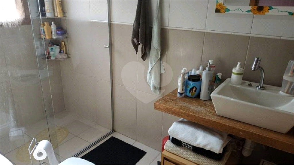 SOBRADO em JARDIM SANTA MENA