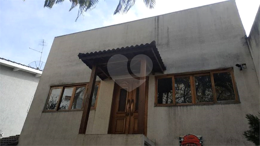 SOBRADO em JARDIM SANTA MENA