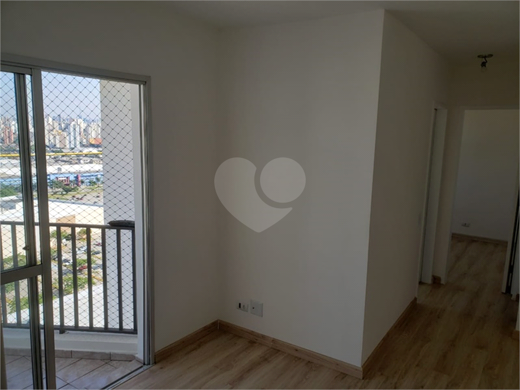 Apartamento à venda com 2 quartos, 52m² - Foto 3