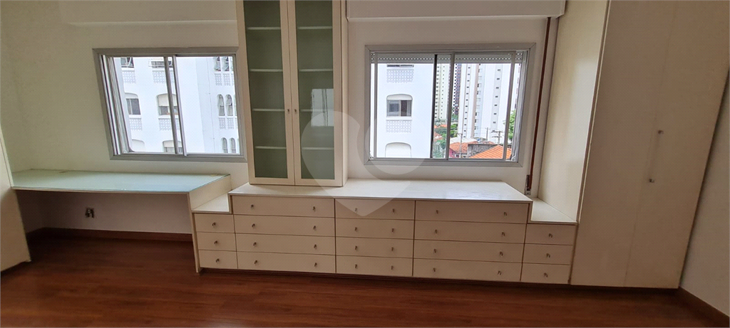 APARTAMENTO em VILA MARIANA