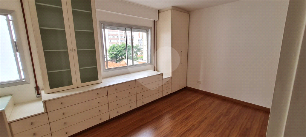 APARTAMENTO em VILA MARIANA