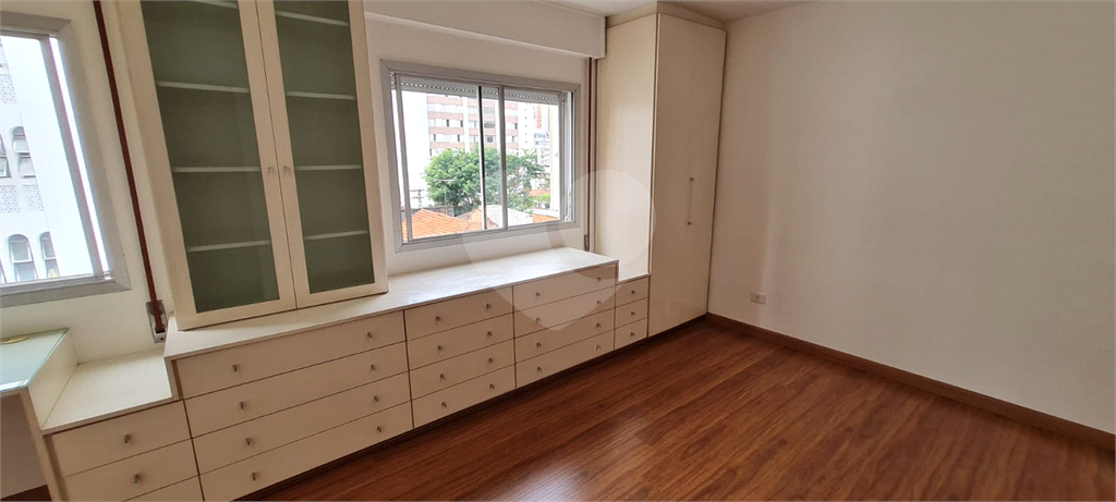 APARTAMENTO em VILA MARIANA