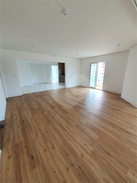APARATAMENTO DE 200M2 NO MANDAQUI 3 SUITES, SENDO 1 SUITE MASTER, 5 BANHEIROS 6 VAGAS DE GARAGEM 