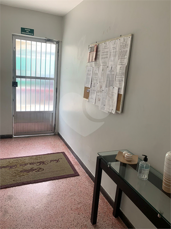 Apartamento à venda e aluguel com 1 quarto, 43m² - Foto 32