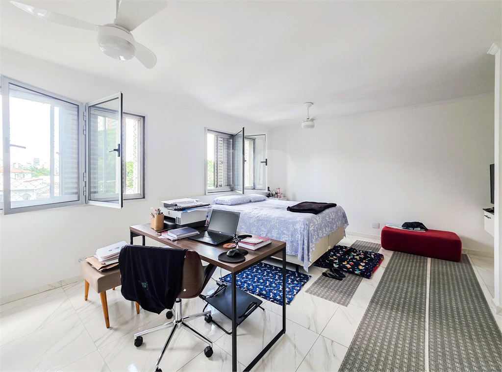 Apartamento à venda em Perdizes de 136m² com 2 dormitórios, 1 suíte e 2 vagas