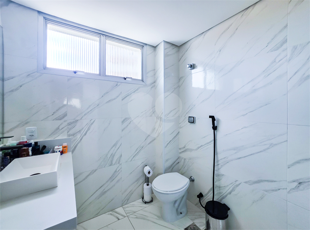 Apartamento à venda em Perdizes de 136m² com 2 dormitórios, 1 suíte e 2 vagas