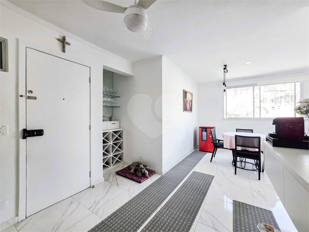 Apartamento à venda em Perdizes de 136m² com 2 dormitórios, 1 suíte e 2 vagas