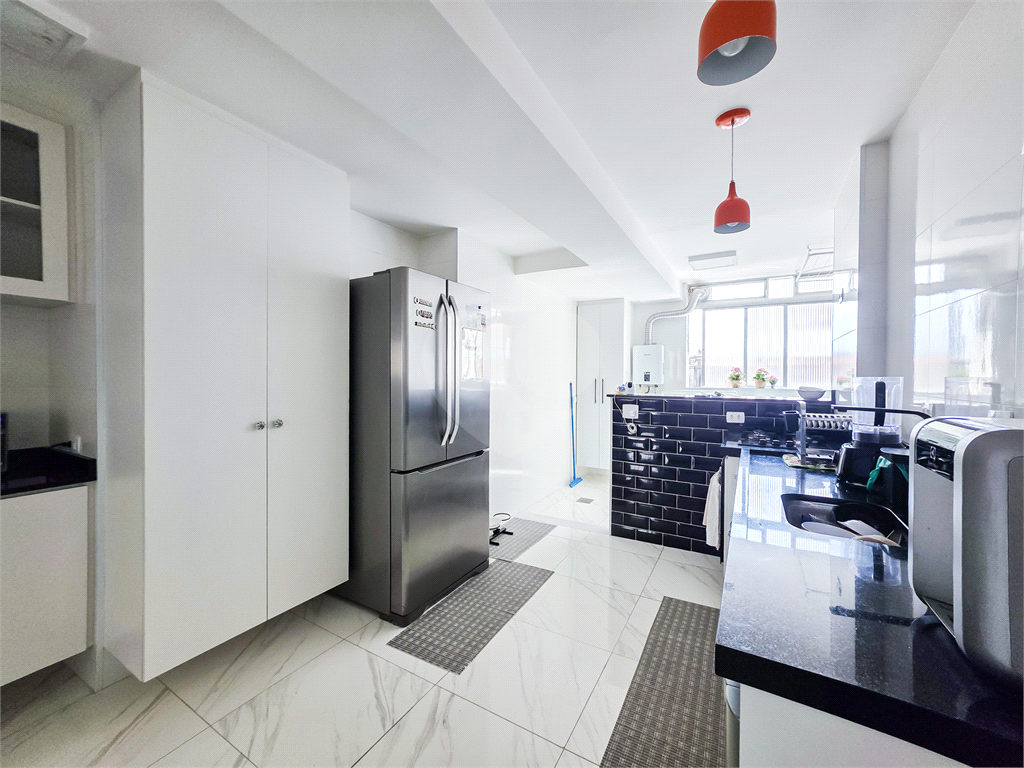 Apartamento à venda em Perdizes de 136m² com 2 dormitórios, 1 suíte e 2 vagas