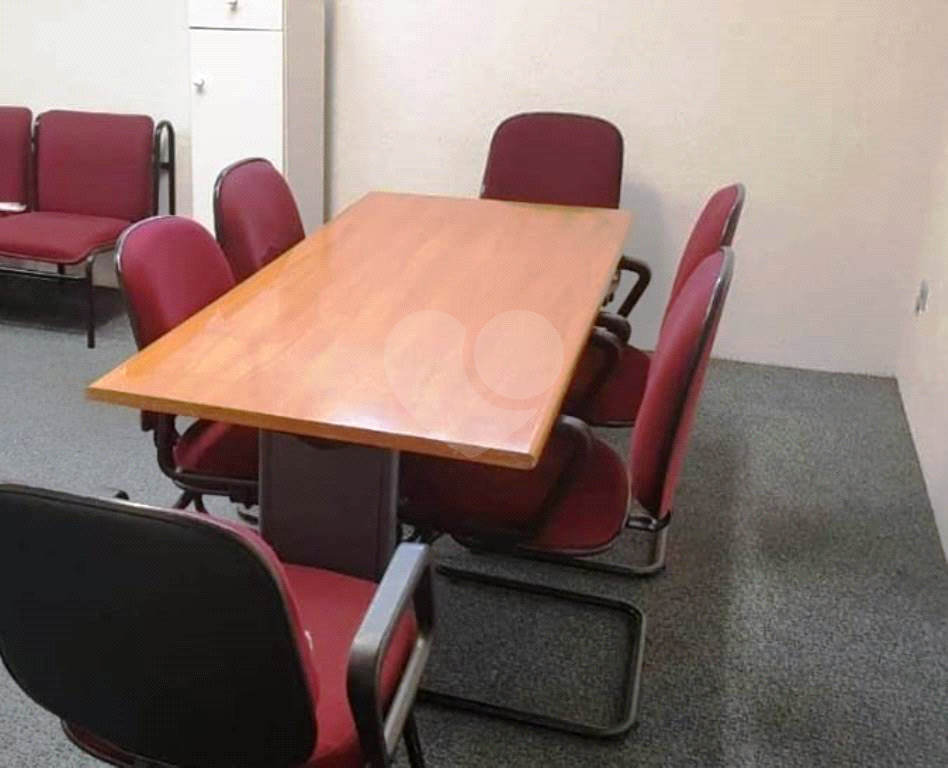 PRÉDIO INTEIRO em PENHA