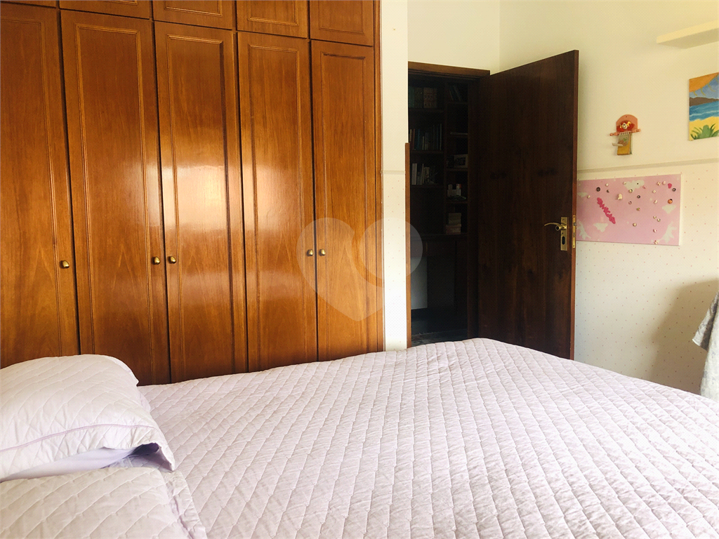 Sobrado no Mandaqui com 3 dormitórios, 1 suite e 5 vagas