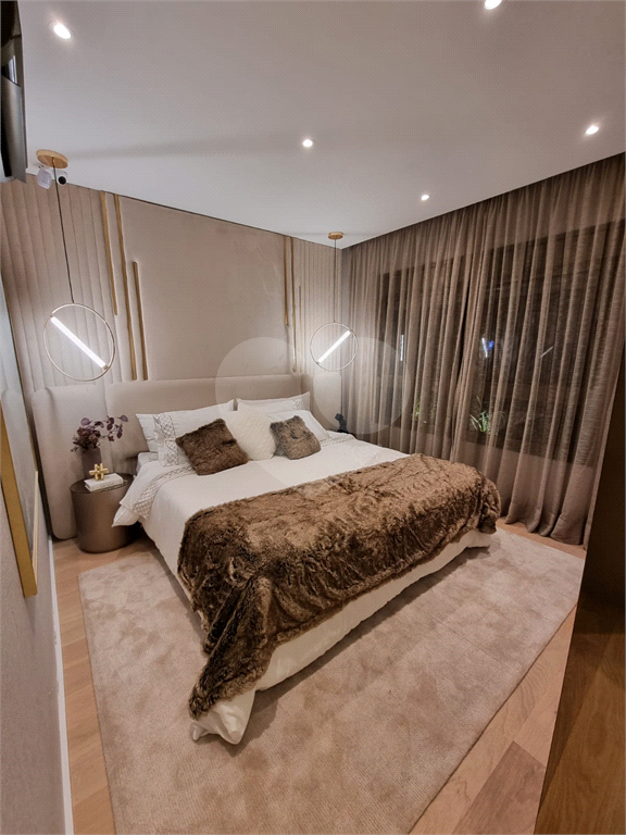 Cobertura duplex 306m² ampla sala de estar com varanda 3 suítes 3 vagas Perdizes
