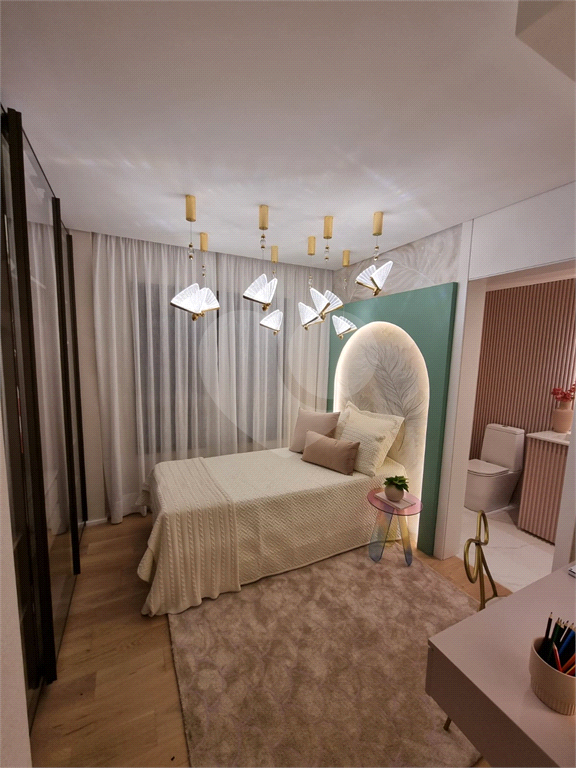 Cobertura duplex 306m² ampla sala de estar com varanda 3 suítes 3 vagas Perdizes
