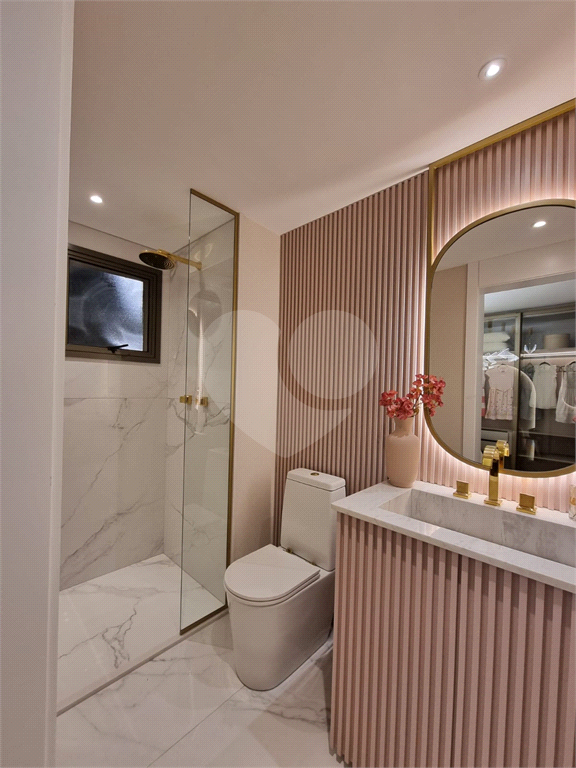 Cobertura duplex 306m² ampla sala de estar com varanda 3 suítes 3 vagas Perdizes
