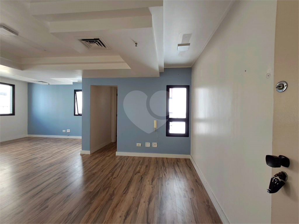 Sala Comercial à venda  em PERDIZES com 40,68 m²
Área Útil: 40,68 m²