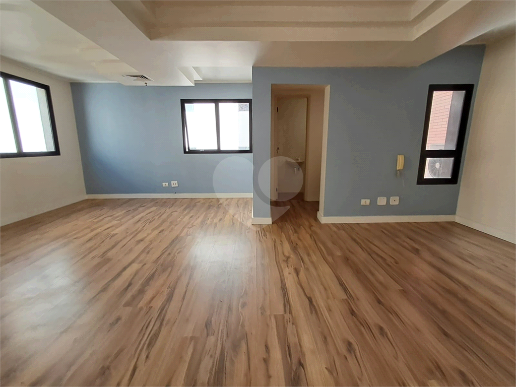 Sala Comercial de 41 m² com copa, 1 banheiro e 1 vaga Perdizes
