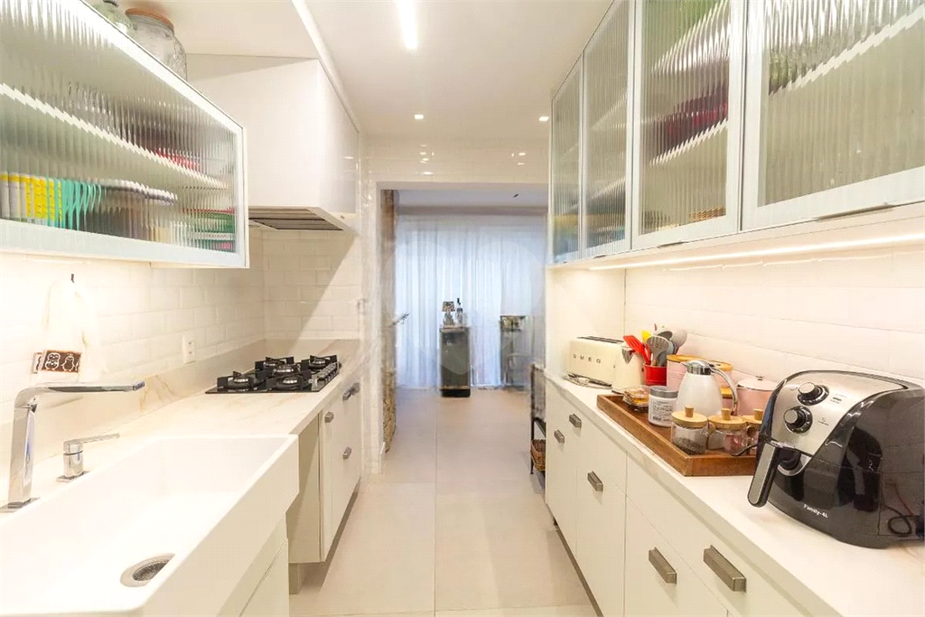 Espetacular apartamento junto ao Parque da Água Branca! * Aceita permuta. 
