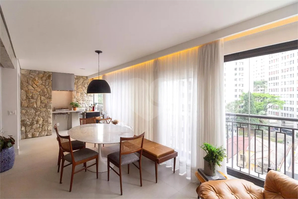 Espetacular apartamento junto ao Parque da Água Branca! * Aceita permuta. 
