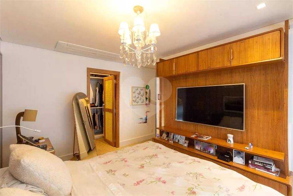 Espetacular apartamento junto ao Parque da Água Branca! * Aceita permuta. 
