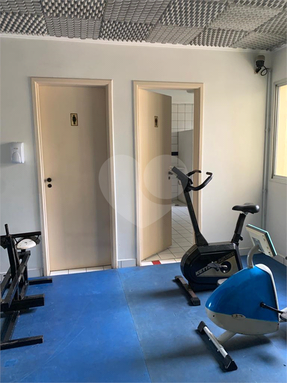 Apartamento à venda com 2 quartos, 50m² - Foto 15