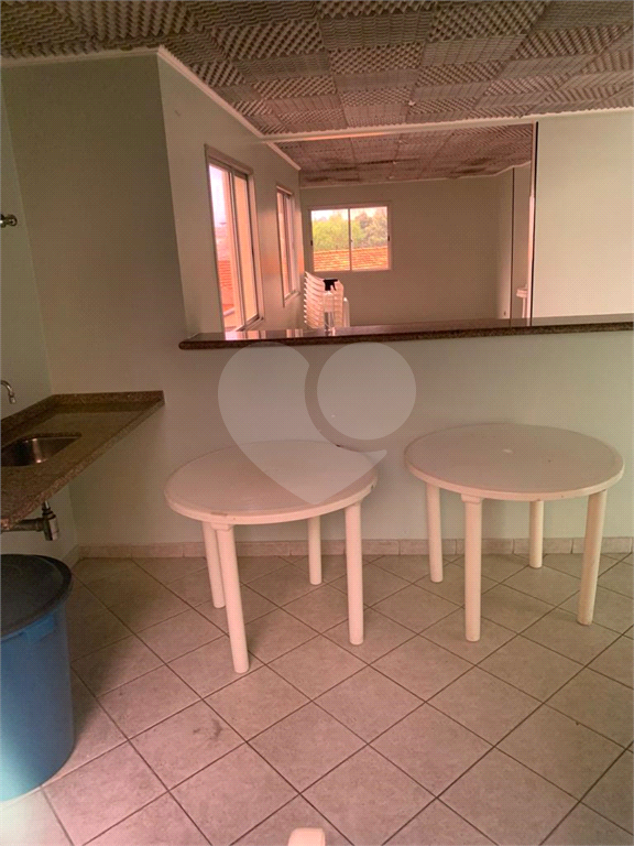 Apartamento à venda com 2 quartos, 50m² - Foto 19