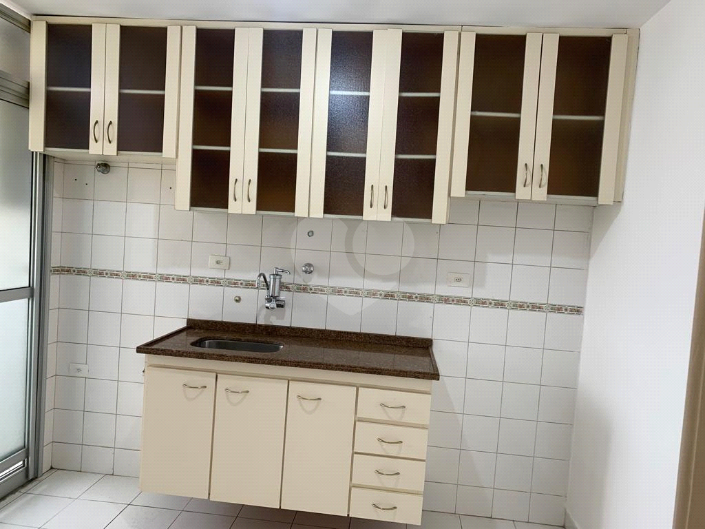 Apartamento à venda com 2 quartos, 50m² - Foto 4