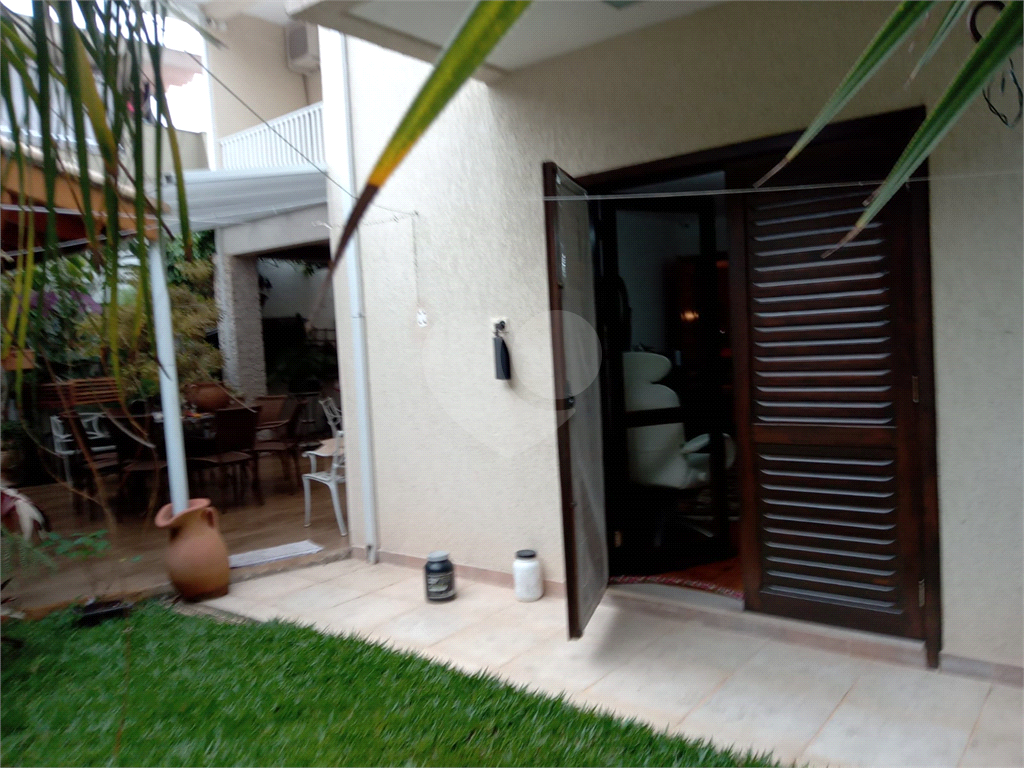 Casa à venda com 3 quartos, 340m² - Foto 33