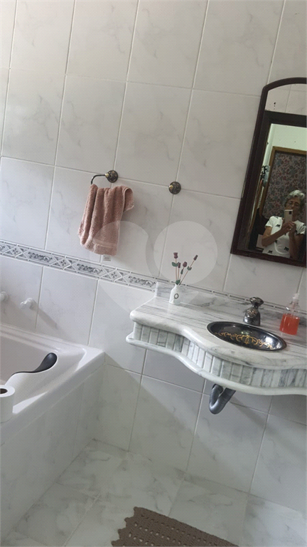 Chácara em Arujá dentro condomínio Fechado com lazer completo.